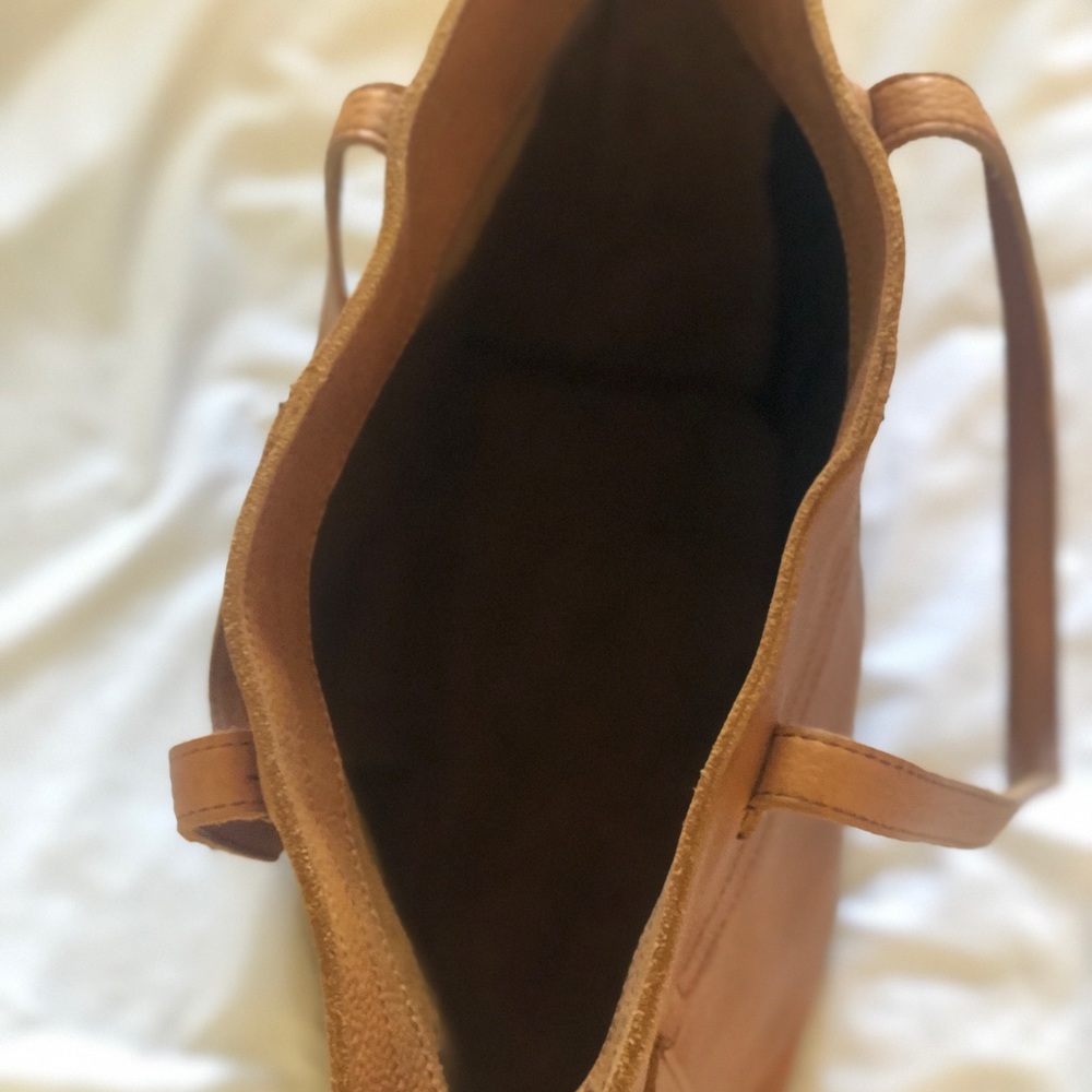 Duluth Trading Company Lifetime Leather Tote Bag